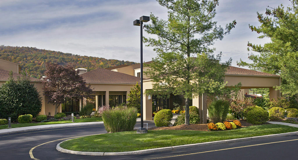 Courtyard By Marriott Mahwah Ξενοδοχείο Εξωτερικό φωτογραφία